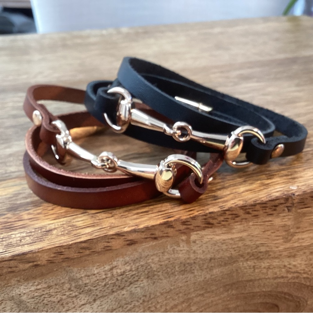 🌸Finally back in!! Leather Horse Bit Bracelet Black With Gold Tone